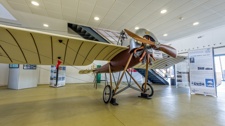 Avió Monocoque, al Centre Cultural Aeronàutic